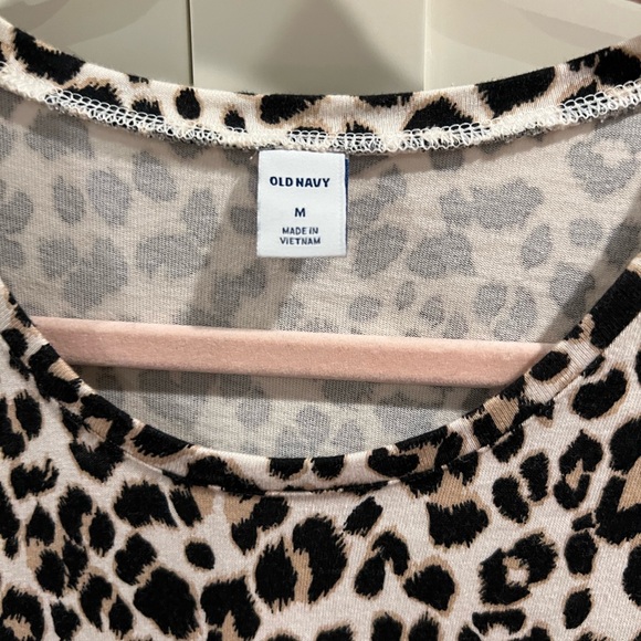 Old Navy knit dress with pockets size medium - Picture 4 of 4